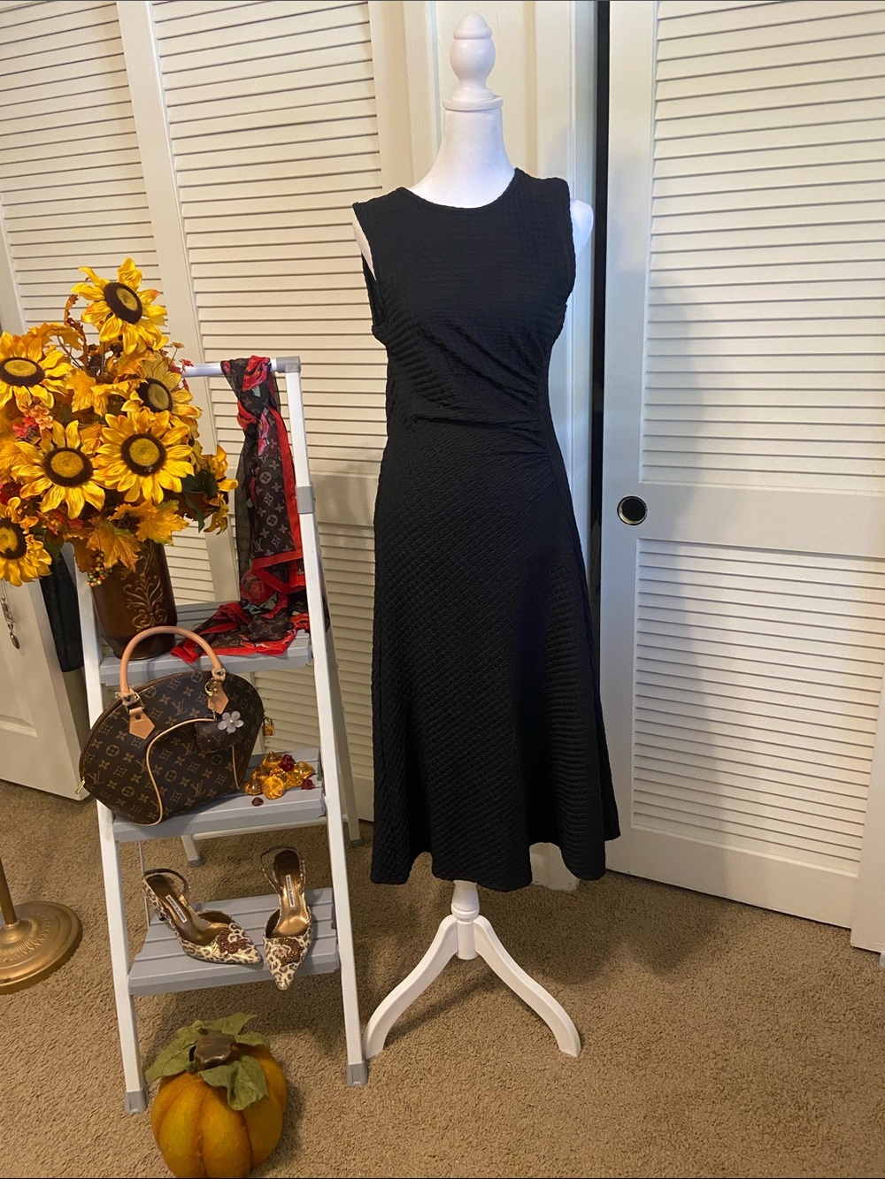 Calvin Klein Black Sleeveless Textured A-Line Dress